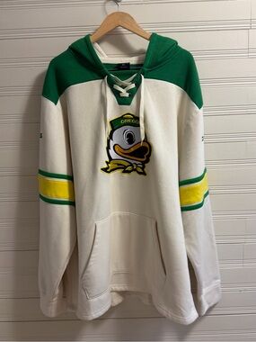 Oregon Ducks White & Green Hoodie Shirt with Yellow Accent